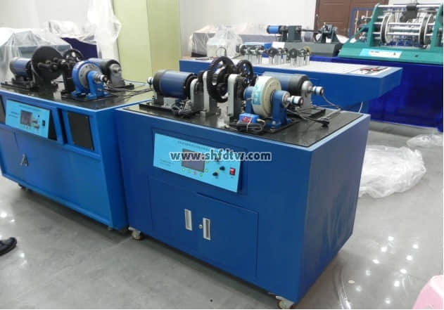 輪系創(chuàng)新組合及結構分析綜合實驗臺