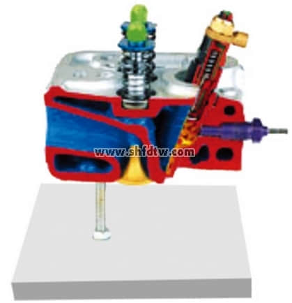 帶預(yù)燃室的氣缸蓋解剖模型