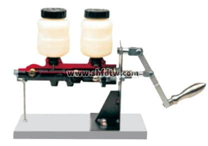 雙腔制動主缸解剖模型2