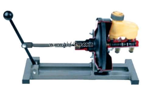 氣壓制動(dòng)助力裝置解剖模型，帶雙腔制動(dòng)主缸2