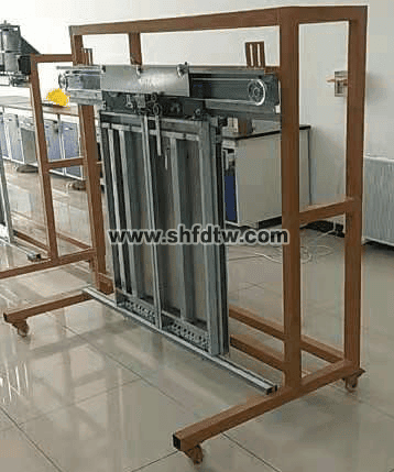 電梯層門(mén)安裝與調(diào)試實(shí)訓(xùn)裝置