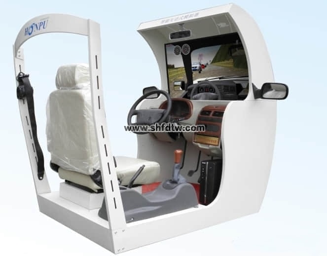 嘉興學(xué)院機電工程學(xué)院-TW-T20 智能汽車駕駛模擬器(激光焊接靜電噴塑外殼)